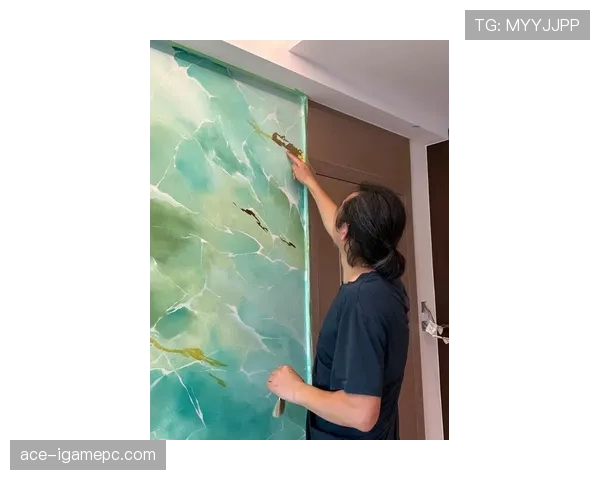 昌雅妮私下喝的水都带金箔？